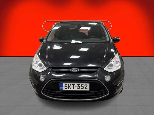 Ford S-MAX vaihtoauto