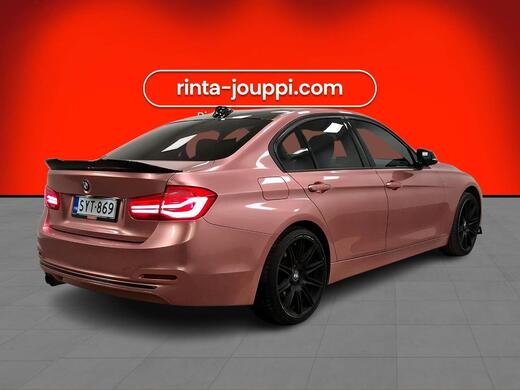 BMW 330 vaihtoauto