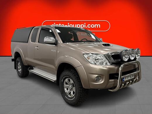 Toyota Hilux vaihtoauto