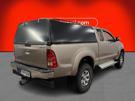 Toyota Hilux vaihtoauto