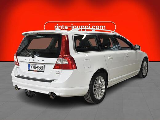 Volvo V70 vaihtoauto