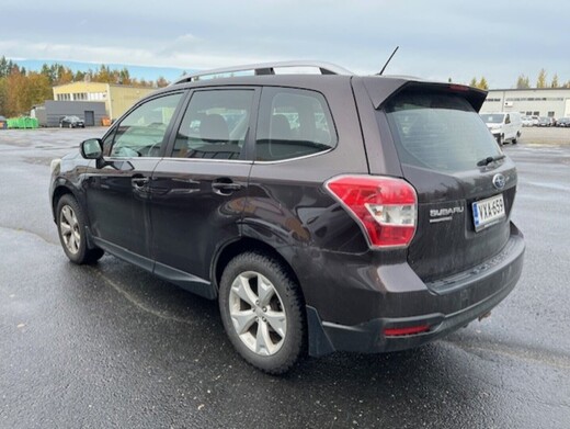 Subaru Forester vaihtoauto