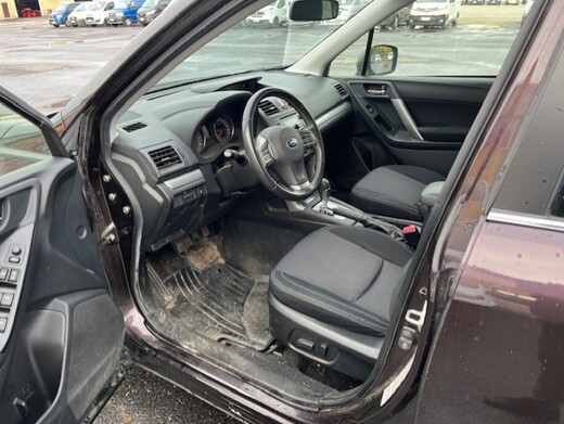 Subaru Forester vaihtoauto