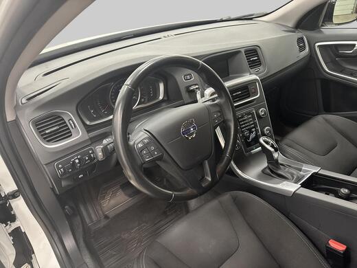 Volvo V60 Cross Country vaihtoauto