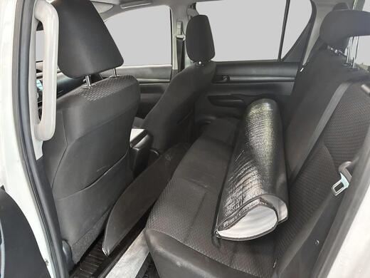 Toyota Hilux vaihtoauto