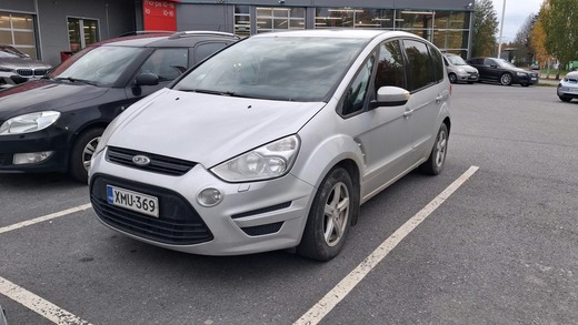 Ford S-MAX vaihtoauto
