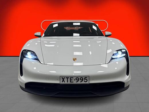 Porsche Taycan vaihtoauto