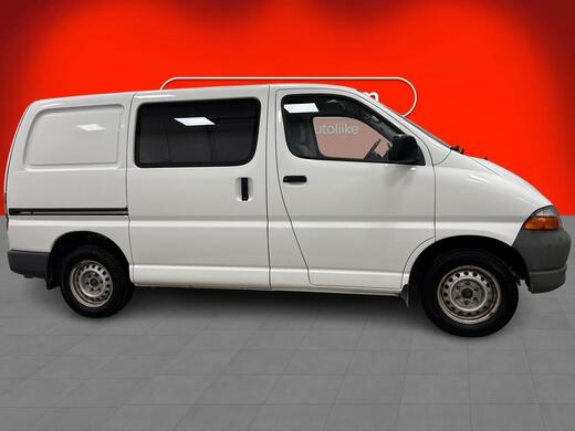 Toyota Hiace vaihtoauto