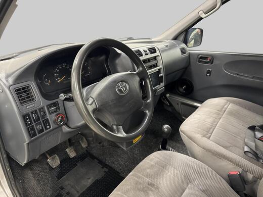 Toyota Hiace vaihtoauto