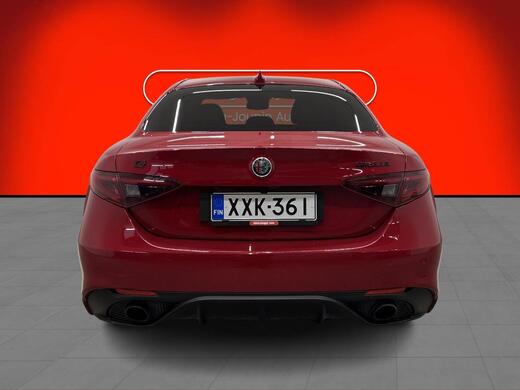 Alfa Romeo Giulia vaihtoauto