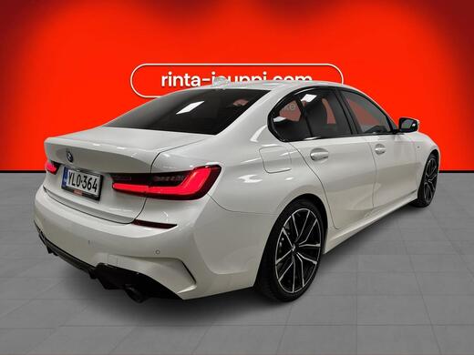 BMW 330 vaihtoauto