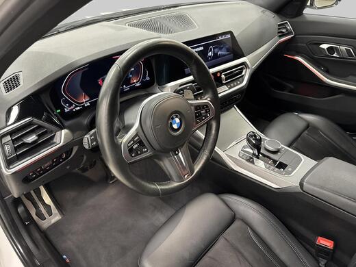 BMW 330 vaihtoauto