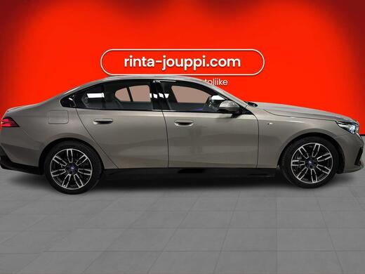 BMW i5 vaihtoauto