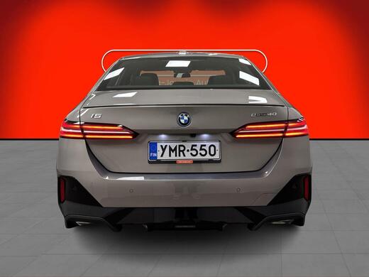 BMW i5 vaihtoauto