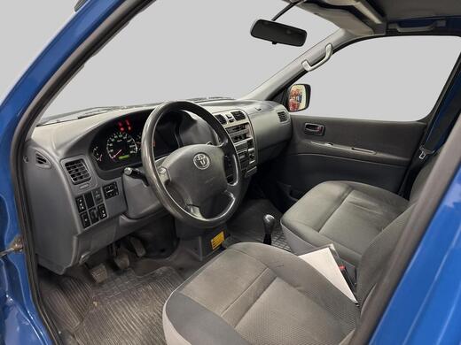 Toyota Hiace vaihtoauto