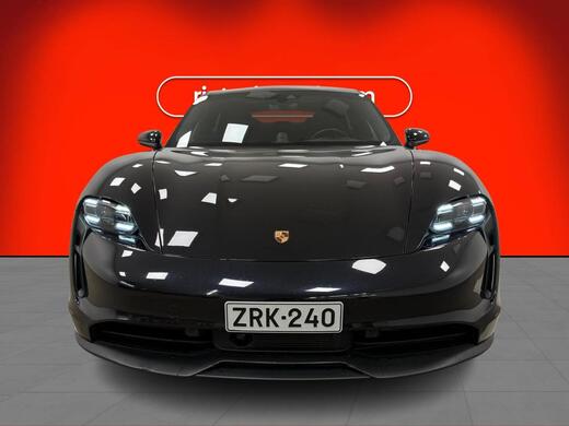 Porsche Taycan vaihtoauto