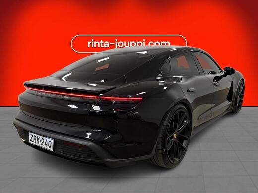 Porsche Taycan vaihtoauto