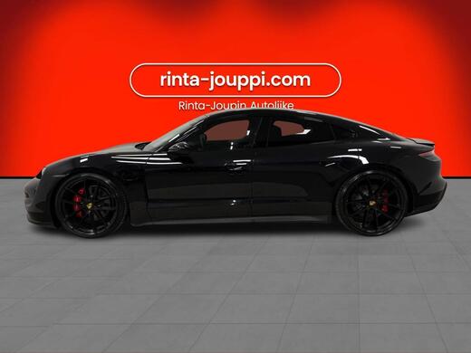 Porsche Taycan vaihtoauto