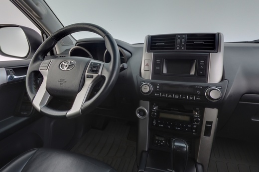 Toyota Land Cruiser vaihtoauto