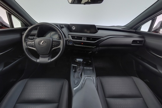 Lexus UX vaihtoauto