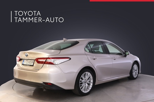 Toyota Camry vaihtoauto
