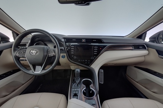 Toyota Camry vaihtoauto