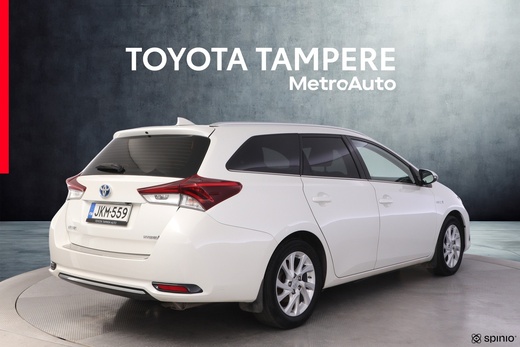 Toyota Auris vaihtoauto