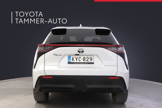 Toyota bZ4X vaihtoauto