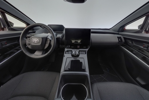 Toyota bZ4X vaihtoauto