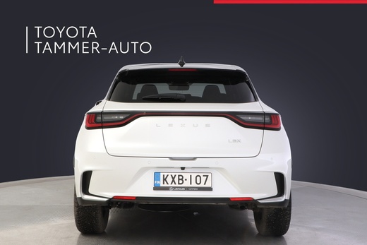 Lexus LBX vaihtoauto