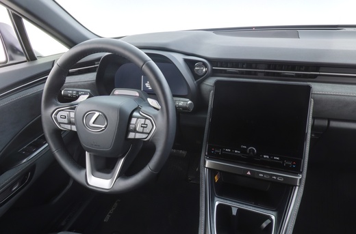 Lexus LBX vaihtoauto