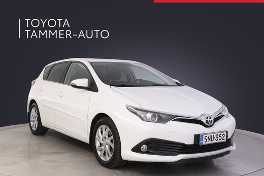 Toyota Auris vaihtoauto
