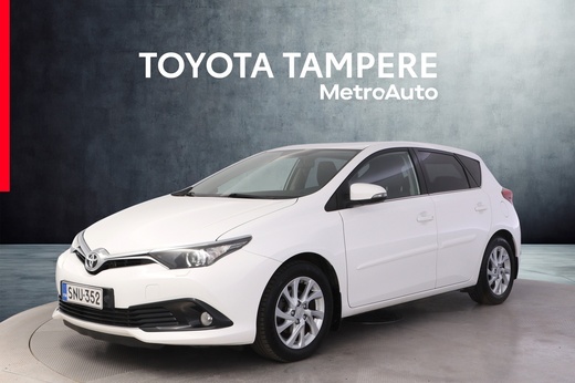 Toyota Auris vaihtoauto