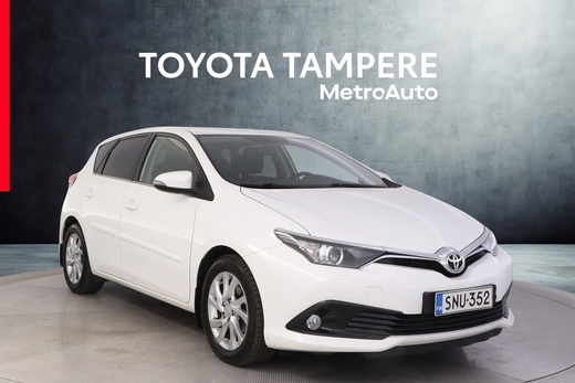 Toyota Auris vaihtoauto