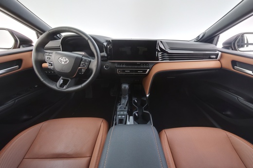 Toyota Camry vaihtoauto