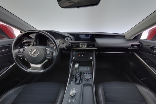 Lexus IS vaihtoauto
