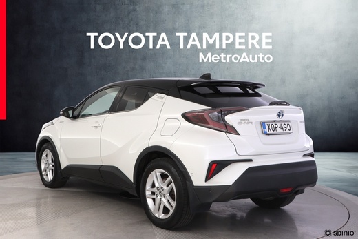 Toyota C-HR vaihtoauto