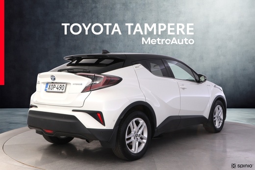 Toyota C-HR vaihtoauto