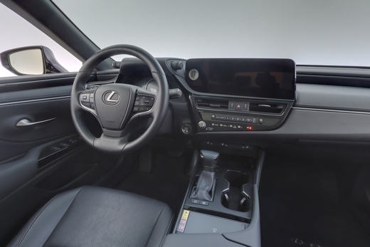Lexus ES vaihtoauto