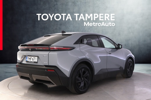Toyota C-HR+ vaihtoauto