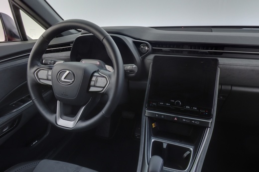 Lexus LBX vaihtoauto
