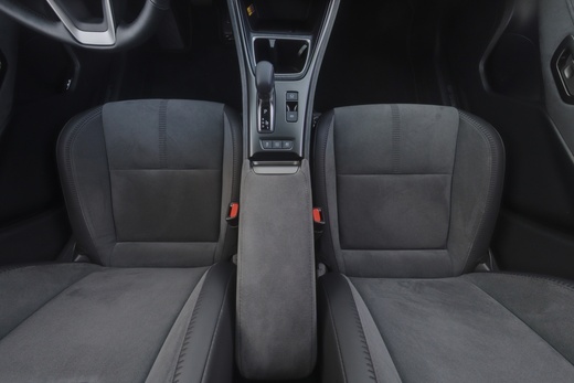 Lexus LBX vaihtoauto