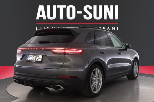 Porsche Cayenne vaihtoauto