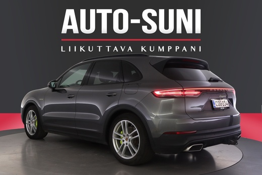 Porsche Cayenne vaihtoauto