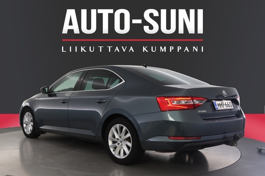 Skoda Superb vaihtoauto
