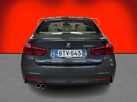 BMW 330 vaihtoauto
