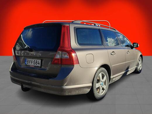 Volvo V70 vaihtoauto