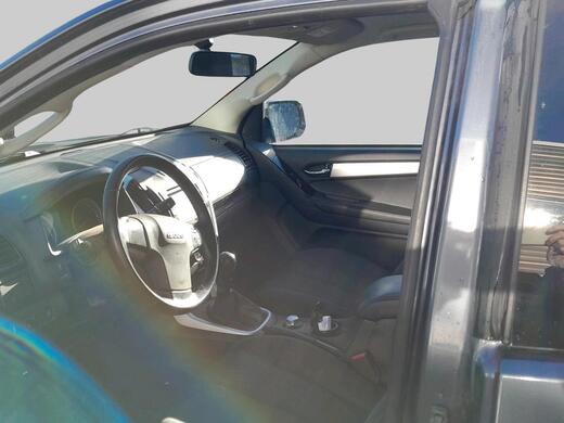 Isuzu D-Max vaihtoauto