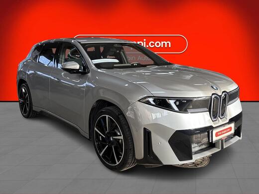 BMW iX3 vaihtoauto