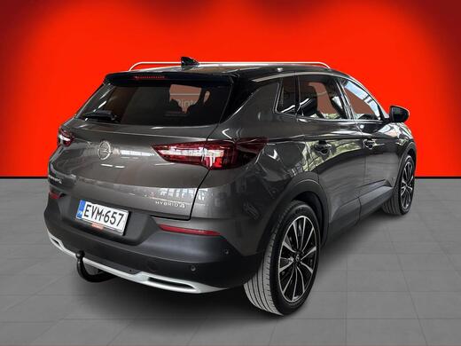 Opel Grandland vaihtoauto